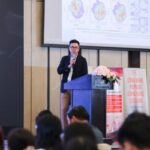 Báo cáo viên trình bày chuyên đề quản trị chất lượng MSC tại Hội nghị khoa học lần XIV